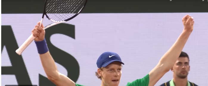 Jannik Sinner se qualifie pour la finale de Roland-Garros